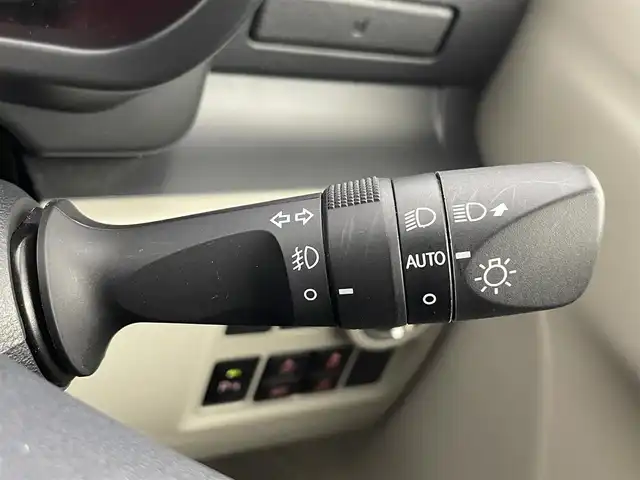 トヨタ パッソ X Lパッケージ 道央・札幌 2023(令5)年 2.3万km パールホワイトⅢ ・ワンオーナー/・寒冷地仕様/・４WD/・純正SDナビ（NSCN-W68）/　CD/DVD/BT/AUX/ワンセグTV/・バックカメラ/・純正エンジンスターター/・ドライブレコーダー前後（ZDR-045）/・ビルトインETC/・プリクラッシュセーフティ/・クリアランスソナー/・アイドリングストップ/・横滑り防止装置/・オートマチックハイビーム/・オートライト/・LEDヘッドライト/・LEDフォグランプ/・D席シートヒーター/・ハヤシレーシング１４インチAW（夏）/・積込ホイールキャップ付スチールW/　（冬 165/65R14 残7mm）/・ドアバイザー/・電動格納ミラー/・純正フロアマット/・プッシュスタート/・スマートキー/・取扱説明書/・保証書