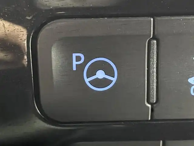 トヨタ プリウス ＰＨＶ A プレミアム 大阪府 2021(令3)年 2.3万km アティチュードブラックマイカ モデリスタエアロ　アルパインナビ　黒革シート　レーダークルコン　バックカメラ　ＥＴＣ　ドラレコ　シートヒーター／エアコン　ハンドルヒーター　ＢＳＭ　タイマー充電　ＨＵＤ　パワーシート　パークアシスト