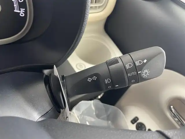 ダイハツ ムーヴ キャンバス ストライプス G 埼玉県 2025(令7)年 0.1千km シャイニングホワイトパール/ファイアークォーツレッドメタリック 4WD/届出済未使用車/純正9インチディスプレイオーディオ/ フルセグTV Bluetooth HDMI CarPlay/バックカメラ/スマートアシスト/衝突軽減ブレーキ/レーンキープアシスト/先行車発進お知らせ/ロードサインアシススト/誤発進抑制機能/コーナーセンサー /両側パワースライドドア/ドライブレコーダー/シートヒーター/置くだけ充電器/LEDオートライト/ETC