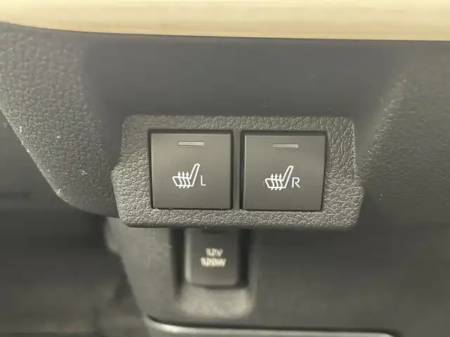 ダイハツ ムーヴ キャンバス ストライプス G 埼玉県 2025(令7)年 0.1千km シャイニングホワイトパール/ファイアークォーツレッドメタリック 4WD/届出済未使用車/純正9インチディスプレイオーディオ/ フルセグTV Bluetooth HDMI CarPlay/バックカメラ/スマートアシスト/衝突軽減ブレーキ/レーンキープアシスト/先行車発進お知らせ/ロードサインアシススト/誤発進抑制機能/コーナーセンサー /両側パワースライドドア/ドライブレコーダー/シートヒーター/置くだけ充電器/LEDオートライト/ETC