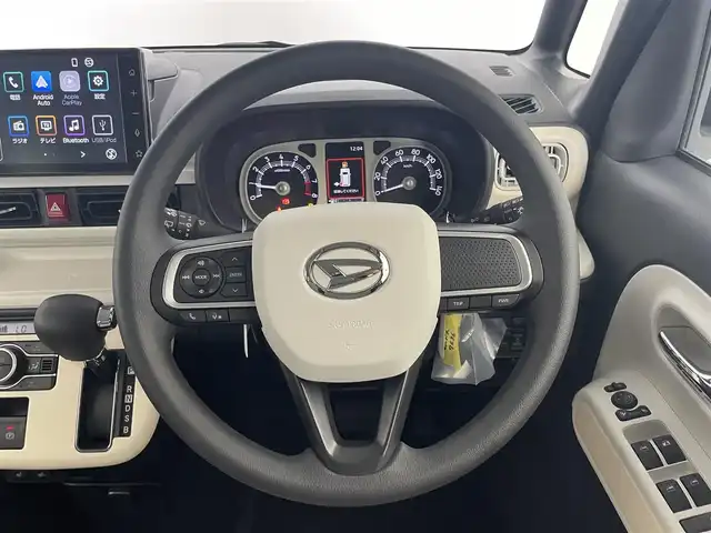 ダイハツ ムーヴ キャンバス ストライプス G 埼玉県 2025(令7)年 0.1千km シャイニングホワイトパール/ファイアークォーツレッドメタリック 4WD/届出済未使用車/純正9インチディスプレイオーディオ/ フルセグTV Bluetooth HDMI CarPlay/バックカメラ/スマートアシスト/衝突軽減ブレーキ/レーンキープアシスト/先行車発進お知らせ/ロードサインアシススト/誤発進抑制機能/コーナーセンサー /両側パワースライドドア/ドライブレコーダー/シートヒーター/置くだけ充電器/LEDオートライト/ETC