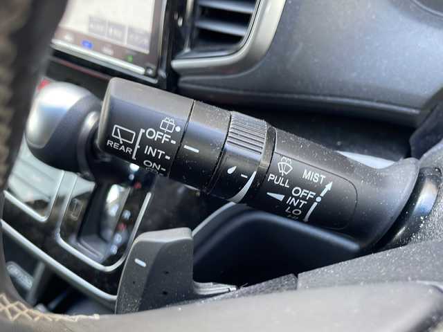 ホンダ オデッセイ アブソルート・EXホンダセンジング 兵庫県 2020(令2)年 4.3万km プラチナホワイトパール ワンオーナー/保証書・取説・有/純正メモリーナビ・フルセグ・BT・CD・DVD・FM・AM/バックカメラ/全周囲カメラ/ETC2.0/フリップダウンモニター/追尾機能付きクルーズコントロール/車線逸脱防止支援システム/衝突被害軽減ブレーキ/クリアランスソナー/両側パワースライドドア/パドルシフト/先行車発進通知/ブラインドスポットミラー/前後ドライブレコーダー/ロードサインアシスト/シートヒーター/アイドリングストップ/プッシュスタート/スマートキー×2/純正フロアマット/純正ドアバイザー