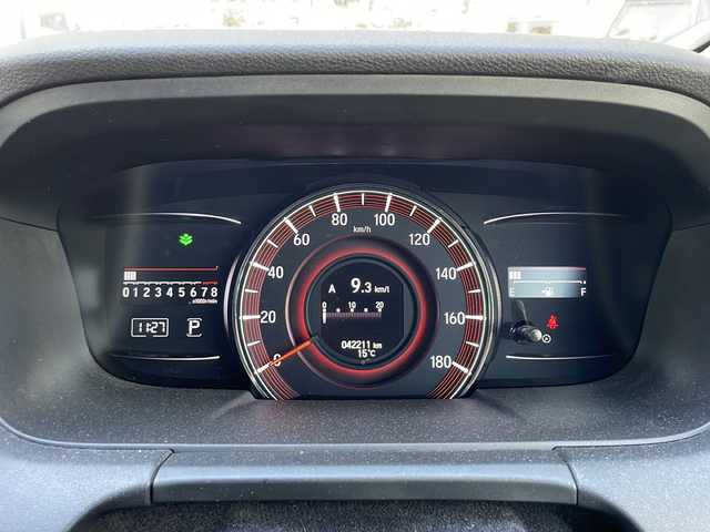 ホンダ オデッセイ アブソルート・EXホンダセンジング 兵庫県 2020(令2)年 4.3万km プラチナホワイトパール ワンオーナー/保証書・取説・有/純正メモリーナビ・フルセグ・BT・CD・DVD・FM・AM/バックカメラ/全周囲カメラ/ETC2.0/フリップダウンモニター/追尾機能付きクルーズコントロール/車線逸脱防止支援システム/衝突被害軽減ブレーキ/クリアランスソナー/両側パワースライドドア/パドルシフト/先行車発進通知/ブラインドスポットミラー/前後ドライブレコーダー/ロードサインアシスト/シートヒーター/アイドリングストップ/プッシュスタート/スマートキー×2/純正フロアマット/純正ドアバイザー