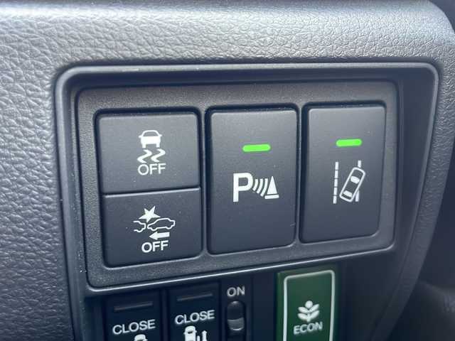 ホンダ オデッセイ アブソルート・EXホンダセンジング 兵庫県 2020(令2)年 4.3万km プラチナホワイトパール ワンオーナー/保証書・取説・有/純正メモリーナビ・フルセグ・BT・CD・DVD・FM・AM/バックカメラ/全周囲カメラ/ETC2.0/フリップダウンモニター/追尾機能付きクルーズコントロール/車線逸脱防止支援システム/衝突被害軽減ブレーキ/クリアランスソナー/両側パワースライドドア/パドルシフト/先行車発進通知/ブラインドスポットミラー/前後ドライブレコーダー/ロードサインアシスト/シートヒーター/アイドリングストップ/プッシュスタート/スマートキー×2/純正フロアマット/純正ドアバイザー