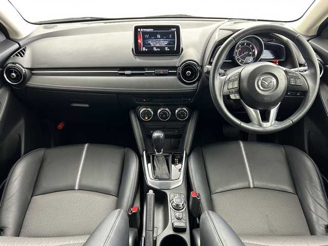 マツダ デミオ XD ブラックレザーリミテッド 三重県 2016(平28)年 4.7万km ソウルレッドプレミアムメタリック /禁煙車　//ワンオーナー　//ＢＳＭ　//ドラレコ前後　//７型ナビ（フルセグ／ＣＤ／ＤＶＤ／ＢＴ／ＡＭ／ＦＭ）　//バックカメラ　//衝突軽減ブレーキ　//クルコン　//レーンキープアシスト　//ＬＥＤヘッドライト　//ＥＴＣ