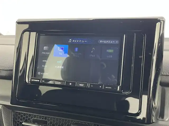 ホンダ ステップワゴン スパーダ 道央・札幌 2024(令6)年 2.4万km プラチナホワイトパール ・４WD/・社外メモリーナビ（AVIC-RZ314）/・BT/USB/ipod/AUX/・ステアリングリモコン/・バックカメラ/・ドライブレコーダー/・ETC/・ホンダセンシング/・衝突被害軽減ブレーキ/・レーンキープアシスト/・レーダークルーズコントロール/・ブラインドスポットインフォメーション/・オートブレーキホールド/・アイドリングストップ/・コーナーセンサー/・パドルシフト/・両側パワースライドドア/・パワーバックドア/・オートマチックハイビーム/・オートライト/・ヘッドランプレベライザー/・LEDヘッドライト/・ハーフレザーシート/・D+N席シートヒーター/・純正１６インチAW/・純正フロアマット/・プッシュスタート/・スマートキー/・スペアキー（１本）/・取扱説明書/・保証書