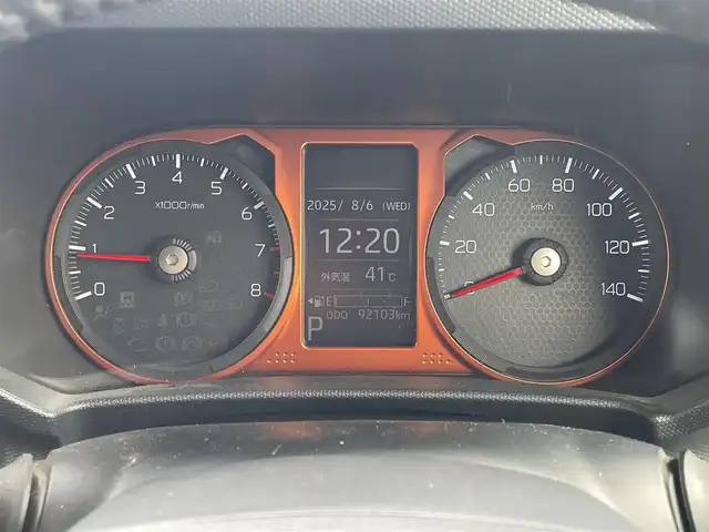 ダイハツ タフト G 埼玉県 2020(令2)年 9.3万km ブラックマイカメタリック (株)IDOMが運営する【じしゃロン川越店】の自社ローン専用車両になります。/こちらは現金またはオートローンご利用時の価格です。/自社ローンご希望の方は別途その旨お申付け下さい/ガラスルーフ　/ＬＥＤヘッドライト　/オートライト　/前席シートヒーター　/スマートキー　/プッシュスタート　/純正フロアマット　/電動格納ミラー