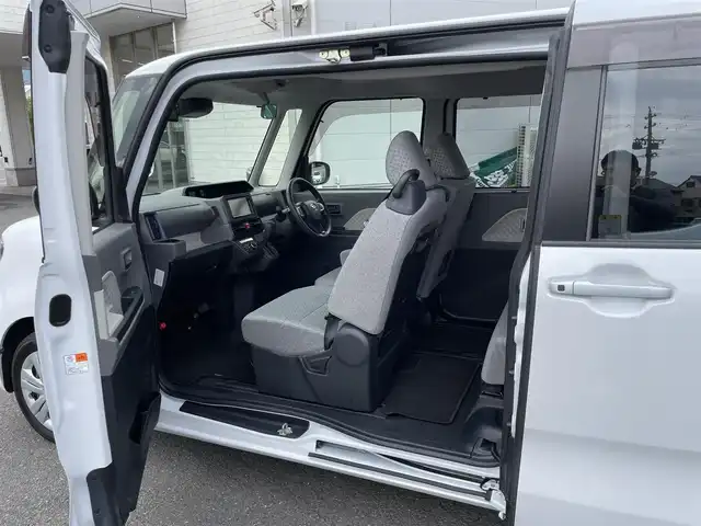ダイハツ タント X 静岡県 2019(令1)年 1.9万km シャイニングホワイトパール スマートアシスト/・衝突回避支援ブレーキ機能/・誤発進抑制制御機能/・車線逸脱機能/・先行車発進お知らせ機能/・オートハイビーム/純正メモリナビ・フルセグ（NMZK-W70D）/DVD/CD/SD/USB/Bluetooth/全方位カメラ/バックカメラ/左側パワースライドドア/LEDライト/アイドリングストップ/スマートキー2個/プッシュスタート/フロアマット/ドアバイザー/新車時保証書/取扱説明書