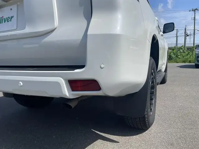 トヨタ ランドクルーザー プラド TX 山形県 2023(令5)年 1.9万km ホワイトパールクリスタルシャイン ディーゼル/４WD/セーフティセンス/ディスプレイオーディオ/　【CD DVD AUX USB BT】/バックカメラ/ドライブレコーダー/ETC/ステアリングスイッチ/レーダークルーズコントロール/革調シートカバー/横滑り防止装置/コーナーセンサー/LEDライト/フォグランプ/ウィンカーミラー/保証書、取説あり