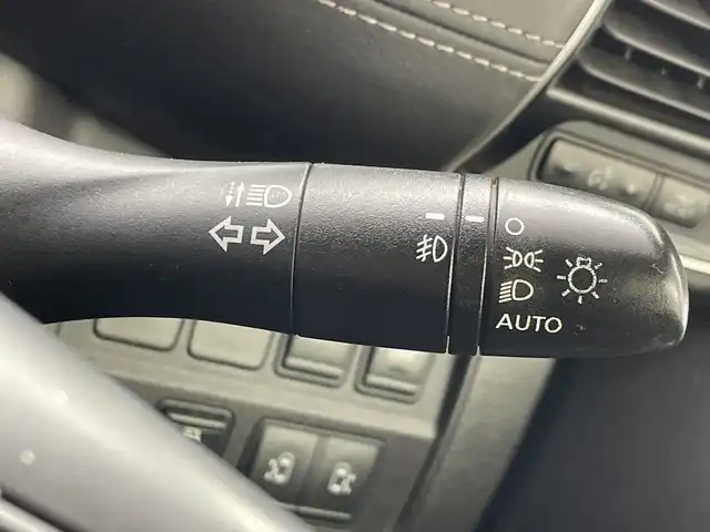 日産 セレナ ハイウェイスター G 群馬県 2016(平28)年 13.5万km マルーンレッド 2トーン 雹害　純正９型ナビ　純正１０型後席モニター　全周囲カメラ　衝突被害軽減ブレーキ　両側電動スライドドア　クルーズコントロール　パーキングアシスト　アイドリングストップ　スマートキー　ＬＥＤ　ＥＴＣ　禁煙