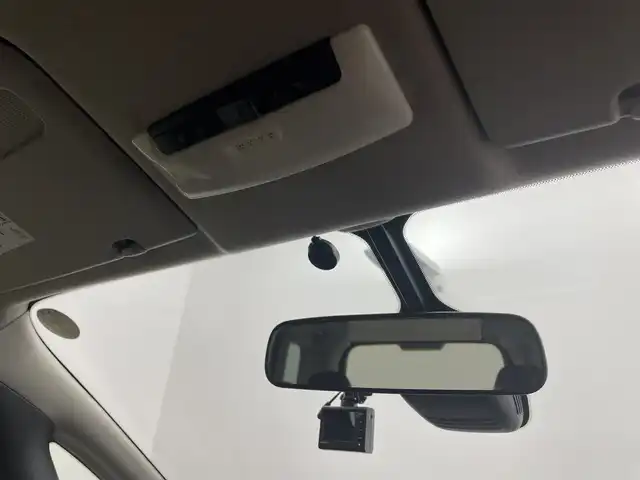 日産 セレナ ハイウェイスター G 群馬県 2016(平28)年 13.5万km マルーンレッド 2トーン 雹害　純正９型ナビ　純正１０型後席モニター　全周囲カメラ　衝突被害軽減ブレーキ　両側電動スライドドア　クルーズコントロール　パーキングアシスト　アイドリングストップ　スマートキー　ＬＥＤ　ＥＴＣ　禁煙