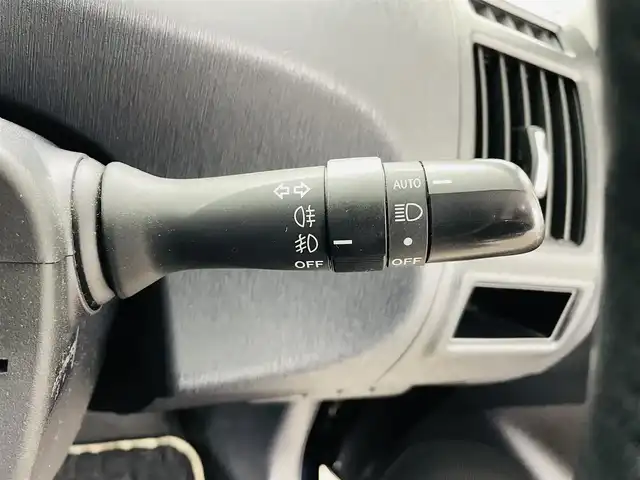 トヨタ プリウス α S チューンブラック Ⅱ 福島県 2017(平29)年 7.7万km アティチュードブラックマイカ 横滑り防止/純正8インチメモリナビ/・バックカメラ/・フルセグ/・ビルトインETC2.0/・USB/・HDMI/・SD/・CD/DVD/・Bluetooth/・ステアリングスイッチ/シートヒーター/LEDヘッドライト/・オートライト/・フォグランプ/純正フロアマット/スマートキー /・プッシュスタート