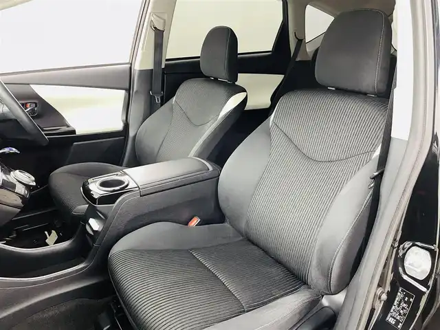 トヨタ プリウス α S チューンブラック Ⅱ 福島県 2017(平29)年 7.7万km アティチュードブラックマイカ 横滑り防止/純正8インチメモリナビ/・バックカメラ/・フルセグ/・ビルトインETC2.0/・USB/・HDMI/・SD/・CD/DVD/・Bluetooth/・ステアリングスイッチ/シートヒーター/LEDヘッドライト/・オートライト/・フォグランプ/純正フロアマット/スマートキー /・プッシュスタート