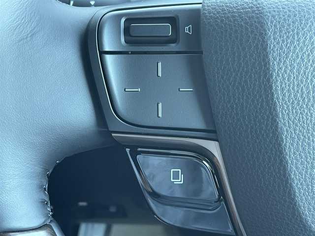 トヨタ アルファード Z 東京都 2024(令6)年 0.1千km ゴールド ワンオーナー/寒冷地仕様車/Toyota Safty Sense/・PCS(プリクラッシュセーフティ)/・LDA(レーンディパーチャーアラート)/・BSM(ブラインドスポットモニター)/・レーダークルーズコントロール/・オートマチックハイビーム/・RCTA(リヤクロストラフィックアラート)/安全装備/・アドバンストパーク/・パーキングサポートブレーキ/・アドバンスドライブ/・HUD(ヘッドアップディスプレイ)/左右独立ムーンルーフ/純正ナビ/ (FM/AM/BT/フルセグTV)/車外カメラ/ (バック/全方位)/ビルトインETC/デジタルインナーミラー/ウッドコンビステアリング/静電式ステアリングスイッチ/レザーシート/パワーシート/ (運転席/助手席/二列目席)/メモリーシート/ (運転席)/シートヒーター/ (運転席/助手席/二列目席)/エアーシート/ (運転席/助手席/二列目席)/キャプテンシート/オットマン/両側パワースライドドア/パワーバックドア/プッシュスタート/スマートキー/スペアキー/純正18インチAW/純正LEDヘッドライト/シーケンシャルウインカー