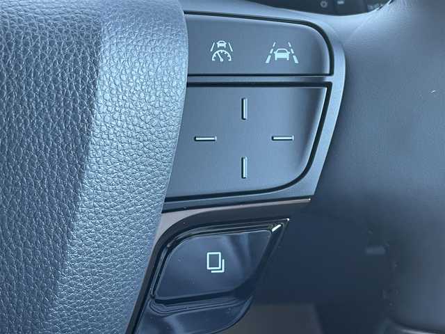 トヨタ アルファード Z 東京都 2024(令6)年 0.1千km ゴールド ワンオーナー/寒冷地仕様車/Toyota Safty Sense/・PCS(プリクラッシュセーフティ)/・LDA(レーンディパーチャーアラート)/・BSM(ブラインドスポットモニター)/・レーダークルーズコントロール/・オートマチックハイビーム/・RCTA(リヤクロストラフィックアラート)/安全装備/・アドバンストパーク/・パーキングサポートブレーキ/・アドバンスドライブ/・HUD(ヘッドアップディスプレイ)/左右独立ムーンルーフ/純正ナビ/ (FM/AM/BT/フルセグTV)/車外カメラ/ (バック/全方位)/ビルトインETC/デジタルインナーミラー/ウッドコンビステアリング/静電式ステアリングスイッチ/レザーシート/パワーシート/ (運転席/助手席/二列目席)/メモリーシート/ (運転席)/シートヒーター/ (運転席/助手席/二列目席)/エアーシート/ (運転席/助手席/二列目席)/キャプテンシート/オットマン/両側パワースライドドア/パワーバックドア/プッシュスタート/スマートキー/スペアキー/純正18インチAW/純正LEDヘッドライト/シーケンシャルウインカー