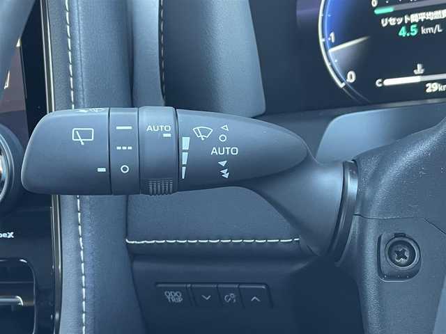 トヨタ アルファード Z 東京都 2024(令6)年 0.1千km ゴールド ワンオーナー/寒冷地仕様車/Toyota Safty Sense/・PCS(プリクラッシュセーフティ)/・LDA(レーンディパーチャーアラート)/・BSM(ブラインドスポットモニター)/・レーダークルーズコントロール/・オートマチックハイビーム/・RCTA(リヤクロストラフィックアラート)/安全装備/・アドバンストパーク/・パーキングサポートブレーキ/・アドバンスドライブ/・HUD(ヘッドアップディスプレイ)/左右独立ムーンルーフ/純正ナビ/ (FM/AM/BT/フルセグTV)/車外カメラ/ (バック/全方位)/ビルトインETC/デジタルインナーミラー/ウッドコンビステアリング/静電式ステアリングスイッチ/レザーシート/パワーシート/ (運転席/助手席/二列目席)/メモリーシート/ (運転席)/シートヒーター/ (運転席/助手席/二列目席)/エアーシート/ (運転席/助手席/二列目席)/キャプテンシート/オットマン/両側パワースライドドア/パワーバックドア/プッシュスタート/スマートキー/スペアキー/純正18インチAW/純正LEDヘッドライト/シーケンシャルウインカー