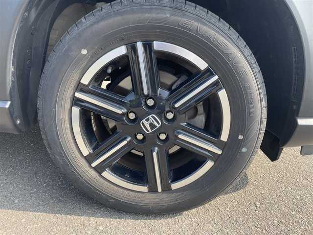 ホンダ ヴェゼル G 山形県 2022(令4)年 3.1万km プラチナホワイトパール レーンキープアシスト/コーナーセンサー/ダウンヒルアシスト/衝突被害軽減/横滑り防止装置/アダプティブクルーズコントロール/USB/オートライト/アイドリングストップ/純正フロアマット/純正アルミホイール/LEDヘッドライト/ETC