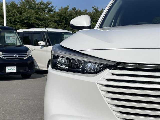 ホンダ ヴェゼル G 山形県 2022(令4)年 3.1万km プラチナホワイトパール レーンキープアシスト/コーナーセンサー/ダウンヒルアシスト/衝突被害軽減/横滑り防止装置/アダプティブクルーズコントロール/USB/オートライト/アイドリングストップ/純正フロアマット/純正アルミホイール/LEDヘッドライト/ETC