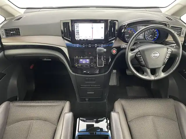 日産 エルグランド 250ハイウェイスターS 富山県 2021(令3)年 4.1万km メテオフレークブラックパール 純正１０インチナビ/（CD/DVD/AM/FM/フルセグテレビ/Bluetooth）/バックカメラ/全方位カメラ/純正フリップダウンモニター/レーダークルーズコントロール/パワーバックドア/両側パワースライドドア/純正ドライブレコーダー/コーナーセンサー/ＥＴＣ/オットマン/衝突被害軽減システム/横滑り防止システム/USB端子/純正アルミホイール/純正フロアマット/純正ドアバイザー/スマートキー×2