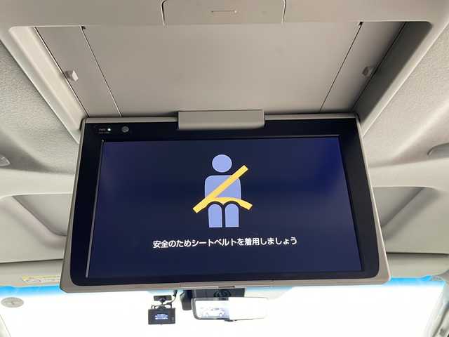 トヨタ アルファード S Cパッケージ 埼玉県 2021(令3)年 4.1万km ホワイトパールクリスタルシャイン モデリスタエアロ/サンルーフ/純正フリップダウンモニター/純正ナビ/バックカメラ/ＥＴＣ２．０　/ＢＳＭ　/前後ドライブレコーダー　/ステアリングヒーター　/衝突軽減システム　/両側パワースライドドア　/電動リアゲート/パワーシート/シートヒーター/エアシート/オットマン/オートマティックハイビーム/レーダークルーズコントロール/純正アルミホイール