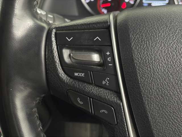 トヨタ アルファード S Cパッケージ 埼玉県 2021(令3)年 4.1万km ホワイトパールクリスタルシャイン モデリスタエアロ/サンルーフ/純正フリップダウンモニター/純正ナビ/バックカメラ/ＥＴＣ２．０　/ＢＳＭ　/前後ドライブレコーダー　/ステアリングヒーター　/衝突軽減システム　/両側パワースライドドア　/電動リアゲート/パワーシート/シートヒーター/エアシート/オットマン/オートマティックハイビーム/レーダークルーズコントロール/純正アルミホイール