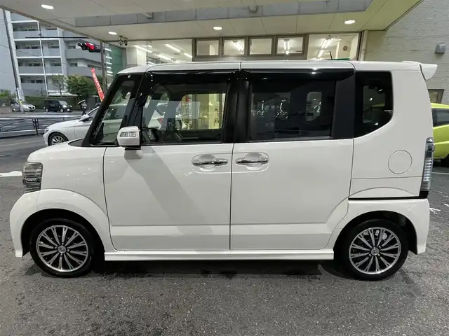ホンダ Ｎ ＢＯＸ カスタム ターボ SSパッケージ 神奈川県 2014(平26)年 10万km プレミアムホワイトパール クルーズコントロール/ETC/パドルシフト/メモリナビ/Bluetooth接続/CD、DVD再生機能付き/ECONスイッチ/チップアップシート/両側パワースライドドア/フォグランプ/電動格納ミラー/ドアバイザー