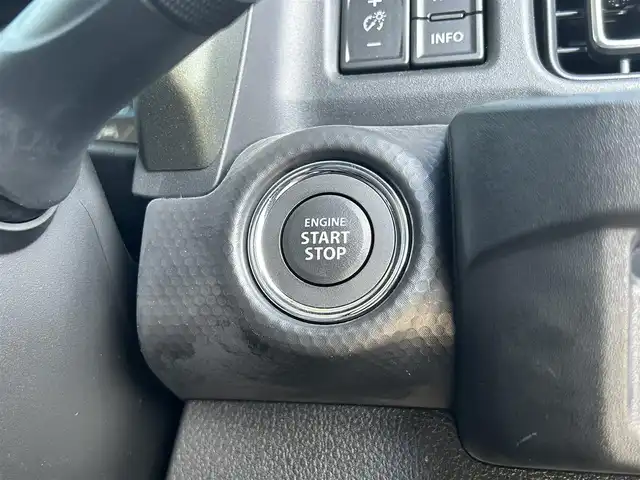 スズキ ハスラー タフワイルド 鹿児島県 2024(令6)年 0.1千km クールカーキPM 純正ナビ/(フルセグTV/Bluetooth/AppleCarPlay/AndroidAuto)/デュアルカメラブレーキサポート/誤発進抑制装置/車線逸脱警報/アダプティブクルーズコントロール/全方位カメラ/LEDヘッドライト/シートヒーター/純正15インチアルミホイール/ルーフレール/スマートキー