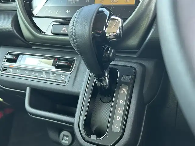 スズキ ハスラー タフワイルド 鹿児島県 2024(令6)年 0.1千km クールカーキPM 純正ナビ/(フルセグTV/Bluetooth/AppleCarPlay/AndroidAuto)/デュアルカメラブレーキサポート/誤発進抑制装置/車線逸脱警報/アダプティブクルーズコントロール/全方位カメラ/LEDヘッドライト/シートヒーター/純正15インチアルミホイール/ルーフレール/スマートキー