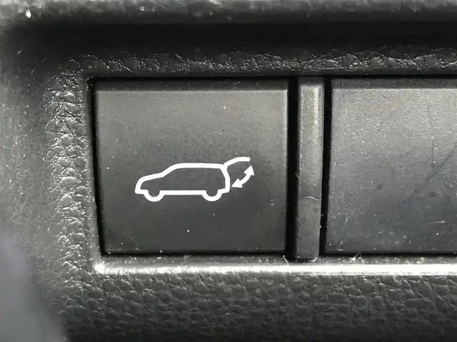 トヨタ ハリアー ハイブリッド Z 富山県 2021(令3)年 6.8万km センシュアルレッドマイカ 4WD/純正ナビ/フルセグTV/Bluetooth/全周囲カメラ/デジタルインナーミラー/プリクラッシュセーフティ/コーナーセンサー/レーンキープアシスト/ブラインドスポットモニター/レーダークルーズコントロール/ハーフレザーシート/パワーシート/電動リアゲート/プッシュスタート/スマートキー/ETC2.0