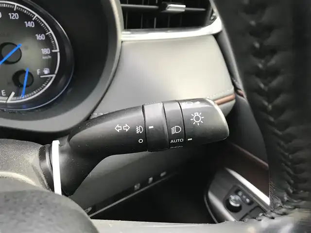 トヨタ ハリアー ハイブリッド Z 富山県 2021(令3)年 6.8万km センシュアルレッドマイカ 4WD/純正ナビ/フルセグTV/Bluetooth/全周囲カメラ/デジタルインナーミラー/プリクラッシュセーフティ/コーナーセンサー/レーンキープアシスト/ブラインドスポットモニター/レーダークルーズコントロール/ハーフレザーシート/パワーシート/電動リアゲート/プッシュスタート/スマートキー/ETC2.0