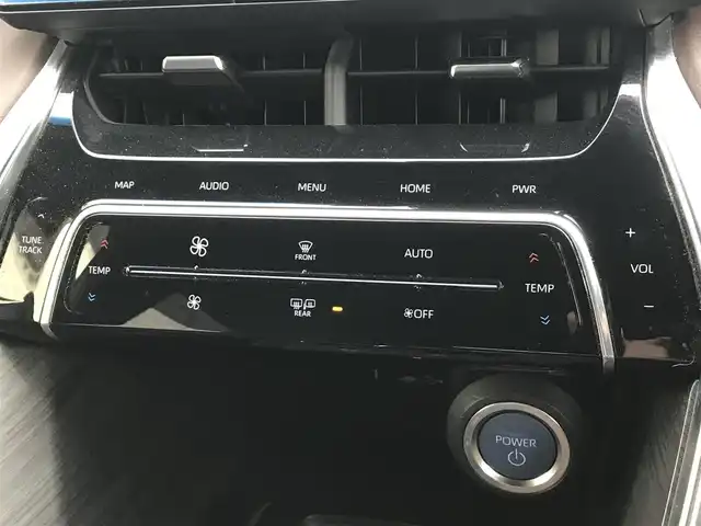 トヨタ ハリアー ハイブリッド Z 富山県 2021(令3)年 6.8万km センシュアルレッドマイカ 4WD/純正ナビ/フルセグTV/Bluetooth/全周囲カメラ/デジタルインナーミラー/プリクラッシュセーフティ/コーナーセンサー/レーンキープアシスト/ブラインドスポットモニター/レーダークルーズコントロール/ハーフレザーシート/パワーシート/電動リアゲート/プッシュスタート/スマートキー/ETC2.0