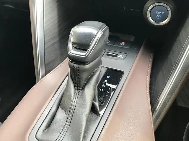 トヨタ ハリアー ハイブリッド Z 富山県 2021(令3)年 6.8万km センシュアルレッドマイカ 4WD/純正ナビ/フルセグTV/Bluetooth/全周囲カメラ/デジタルインナーミラー/プリクラッシュセーフティ/コーナーセンサー/レーンキープアシスト/ブラインドスポットモニター/レーダークルーズコントロール/ハーフレザーシート/パワーシート/電動リアゲート/プッシュスタート/スマートキー/ETC2.0