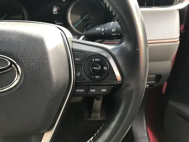 トヨタ ハリアー ハイブリッド Z 富山県 2021(令3)年 6.8万km センシュアルレッドマイカ 4WD/純正ナビ/フルセグTV/Bluetooth/全周囲カメラ/デジタルインナーミラー/プリクラッシュセーフティ/コーナーセンサー/レーンキープアシスト/ブラインドスポットモニター/レーダークルーズコントロール/ハーフレザーシート/パワーシート/電動リアゲート/プッシュスタート/スマートキー/ETC2.0