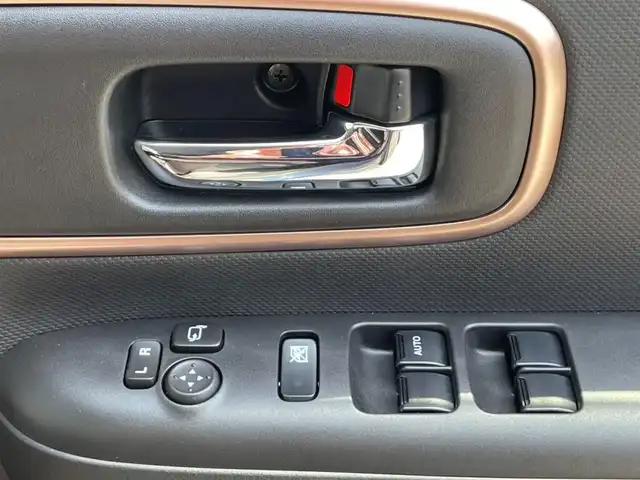 スズキ ワゴンＲ スマイル HYBRID X 山口県 2023(令5)年 0.9万km インディゴブルーメタリック/ホワイト2トーン 純正ナビ/DVD/CD/BT/USB/フルセグTV/両側パワースライドドア/純正LEDヘッドライト/純正フォグランプ/オートライト/右前席シートヒーター/衝突被害軽減ブレーキ/LKA/横滑り防止/コーナーセンサー/アイドリングストップ/スマートキー/ビルトインETC/純正フロアマット/純正ドアバイザー/ドライブレコーダー/電動格納ウインカードアミラー