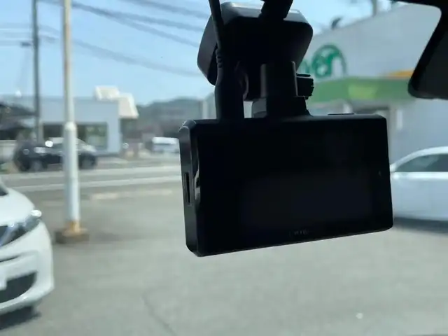スズキ ワゴンＲ スマイル HYBRID X 山口県 2023(令5)年 0.9万km インディゴブルーメタリック/ホワイト2トーン 純正ナビ/DVD/CD/BT/USB/フルセグTV/両側パワースライドドア/純正LEDヘッドライト/純正フォグランプ/オートライト/右前席シートヒーター/衝突被害軽減ブレーキ/LKA/横滑り防止/コーナーセンサー/アイドリングストップ/スマートキー/ビルトインETC/純正フロアマット/純正ドアバイザー/ドライブレコーダー/電動格納ウインカードアミラー