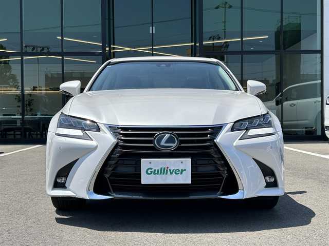 レクサス ＧＳ 300h バージョンL 愛媛県 2015(平27)年 3.2万km ソニッククォーツ 禁煙車/登録時走行距離31670km/純正ナビ/CD/DVD/TV/Bluetooth/SD REC/バックカメラ/ビルトインETC2.0/衝突警報装置/横滑り防止装置/レーンキープサポート/ブラインドスポットモニター/追従クルーズコントロール/サンルーフ/本革シート/前席パワーシート/前席シートベンチレーション/前席シートヒーター/本革ステアリング/ステアリングヒーター/ロールサンシェード/MTモード付AT/パドルシフト/オートライト/オートマチックハイビーム/LEDヘッドライト/LEDフォグランプ/スマートキー