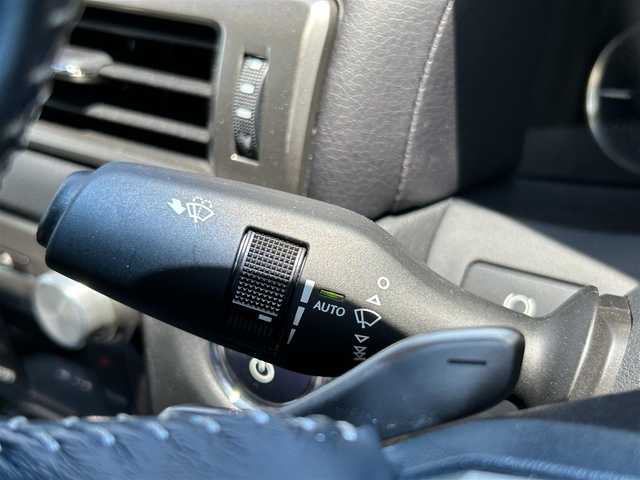 レクサス ＧＳ 300h バージョンL 兵庫県 2015(平27)年 3.2万km ソニッククォーツ 純正ナビ/CD/DVD/TV/Bluetooth/USB/AUX/バックカメラ/ビルトインETC2.0/プリクラッシュセーフティ/レーンキープアシスト/オートマチックハイビーム/OPブラインドスポットモニター/レーダークルーズコントロール/OPサンルーフ/OPパワートランクリッド/本革シート/前席パワーシート/前席シートベンチレーション/前席シートヒーター/本革ステアリング/ステアリングヒーター/電動リヤサンシェード/MTモード付AT/パドルシフト/オートライト/LEDヘッドライト/LEDフォグランプ/スマートキー