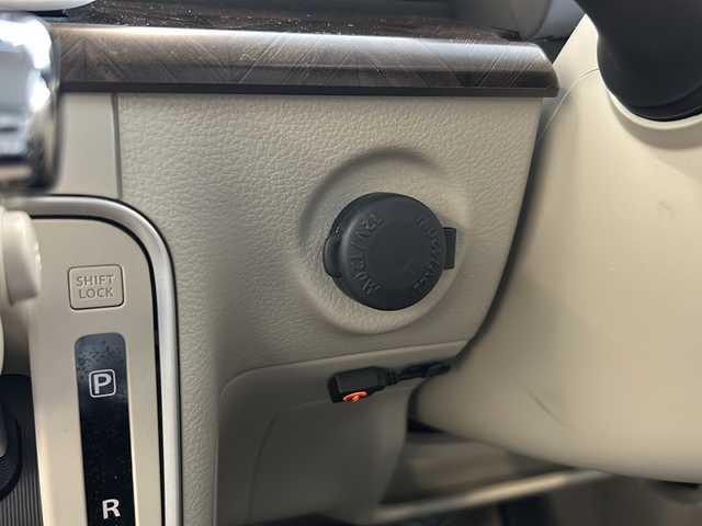 スズキ ラパン モード 岐阜県 2021(令3)年 9.5万km ノクターンブルーパール/ホワイト 2トーンルーフ ワンオーナー/SDナビ/フルセグテレビ/全方位カメラ/Bluetooth/USB/iPod/VTR/D＋N席シートヒーター/LEDヘッドライト/純正フロアマット/パーキングアシスト/アイドリングストップ/スペアキー/アンチブレーキシステム/横滑り防止装置/レーンキープアシスト/盗難防止システム/オートマチックハイビーム/オートライト/デュアルブレーキサポート