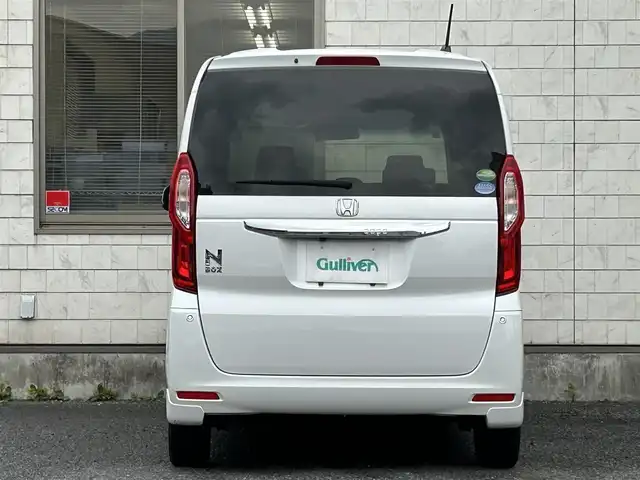 ホンダ Ｎ ＢＯＸ G L ホンダセンシング 福岡県 2020(令2)年 4.1万km プラチナホワイトパール ワンオーナー/純正8インチメモリナビ【VXU-217NBi】/　(CD/DVD/AM/FM/フルセグTV/Bluetooth/Music Rack)/バックカメラ/ホンダセンシング/・衝突軽減ブレーキ/・誤発進抑制機能/・後方誤発進抑制機能/・歩行者事故低減ステアリング/・路外逸脱抑制機能/・先行車発進お知らせ機能/・標識認識機能/アダプティブクルーズコントロール/アイドリングストップ/横滑り防止/ふらつき防止/純正14インチアルミホイール/片側パワースライドドア/純正前後ドライブレコーダー【DRH-204VD】/ビルトインETC/シートヒーター（D/N）/純正フロアマット/プッシュスタート/ドアバイザー/USBポート/アクセサリーソケット/ISOFIX/保証書/取扱説明書/ナビ取扱説明書