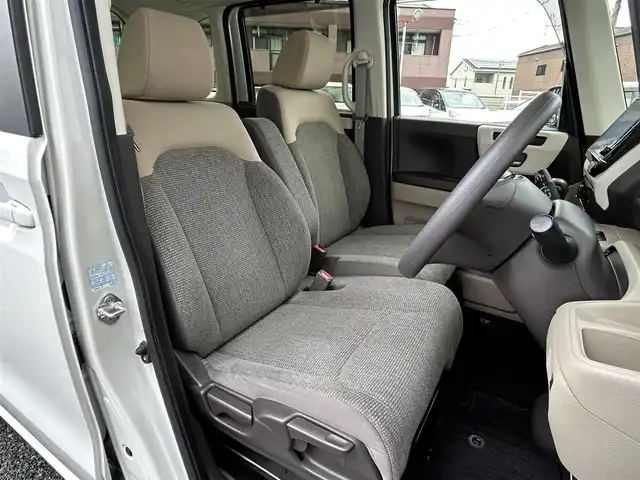 ホンダ Ｎ ＢＯＸ G L ホンダセンシング 福岡県 2020(令2)年 4.1万km プラチナホワイトパール ワンオーナー/純正8インチメモリナビ【VXU-217NBi】/　(CD/DVD/AM/FM/フルセグTV/Bluetooth/Music Rack)/バックカメラ/ホンダセンシング/・衝突軽減ブレーキ/・誤発進抑制機能/・後方誤発進抑制機能/・歩行者事故低減ステアリング/・路外逸脱抑制機能/・先行車発進お知らせ機能/・標識認識機能/アダプティブクルーズコントロール/アイドリングストップ/横滑り防止/ふらつき防止/純正14インチアルミホイール/片側パワースライドドア/純正前後ドライブレコーダー【DRH-204VD】/ビルトインETC/シートヒーター（D/N）/純正フロアマット/プッシュスタート/ドアバイザー/USBポート/アクセサリーソケット/ISOFIX/保証書/取扱説明書/ナビ取扱説明書