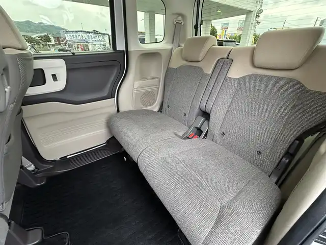 ホンダ Ｎ ＢＯＸ G L ホンダセンシング 福岡県 2020(令2)年 4.1万km プラチナホワイトパール ワンオーナー/純正8インチメモリナビ【VXU-217NBi】/　(CD/DVD/AM/FM/フルセグTV/Bluetooth/Music Rack)/バックカメラ/ホンダセンシング/・衝突軽減ブレーキ/・誤発進抑制機能/・後方誤発進抑制機能/・歩行者事故低減ステアリング/・路外逸脱抑制機能/・先行車発進お知らせ機能/・標識認識機能/アダプティブクルーズコントロール/アイドリングストップ/横滑り防止/ふらつき防止/純正14インチアルミホイール/片側パワースライドドア/純正前後ドライブレコーダー【DRH-204VD】/ビルトインETC/シートヒーター（D/N）/純正フロアマット/プッシュスタート/ドアバイザー/USBポート/アクセサリーソケット/ISOFIX/保証書/取扱説明書/ナビ取扱説明書