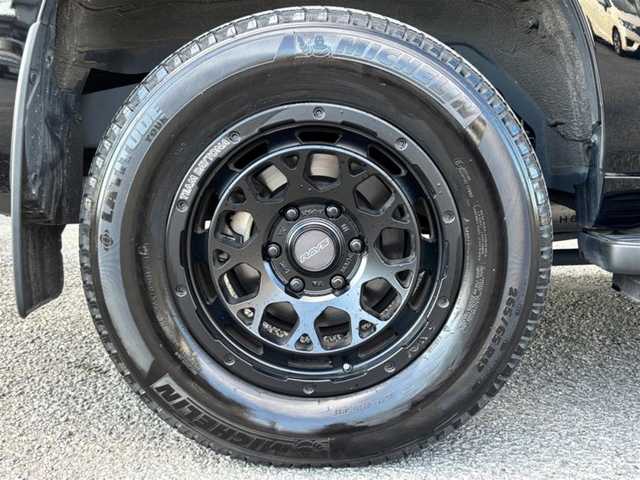 トヨタ ランドクルーザー プラド TX 茨城県 2023(令5)年 1.5万km ブラック 純正ナビ/　(AM/FM/CD/DVD/iPod/Bluetooth/フルセグ)/バックカメラ/追従型クルーズコントロール/サンルーフ/ETC/LEDヘッドライト/RAYS17インチアルミホイール/ルーフレール/前後コーナーセンサー/センターデフロック/ダウンヒルアシストコントロール/オートライト/カーテンエアバック