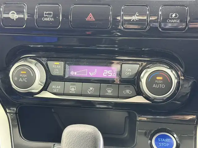 日産 セレナ e－パワー ハイウェイスター V 大阪府 2018(平30)年 6.7万km ブリリアントホワイトパール ProPILOT 純正9incナビTV 360カメラ デジタルインナーミラー シートヒーター ステアリングヒーター レーダークルコン 衝突軽減ブレーキ レーンアシスト 両側パワースライドドア パークアシスト クリアランスソナー