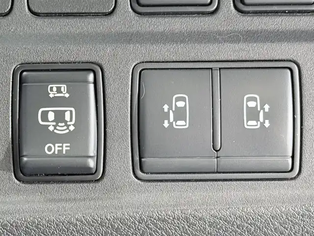 日産 セレナ e－パワー ハイウェイスター V 大阪府 2018(平30)年 6.7万km ブリリアントホワイトパール ProPILOT 純正9incナビTV 360カメラ デジタルインナーミラー シートヒーター ステアリングヒーター レーダークルコン 衝突軽減ブレーキ レーンアシスト 両側パワースライドドア パークアシスト クリアランスソナー