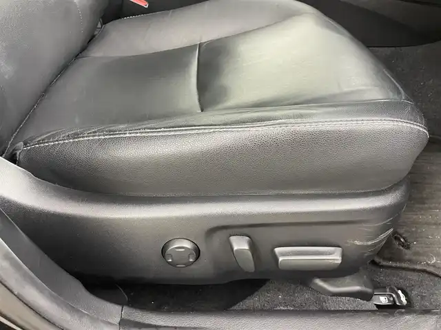 トヨタ マークＸ 250S 岡山県 2017(平29)年 8.2万km プレシャスブラックパール 社外メモリナビ(MDV-Z904W7) 　/(Bluetooth/CD/Carplay/AndroidAuto/DVD)/バックカメラ/トヨタセーフティーセンス/レーダークルーズコントロール(追従あり)/ドライブレコーダー(社外・前)/ビルトインETC/パワーシート(運転席/助手席)/コーナーセンサー(前後)/シートヒーター(運転席/助手席)/ミュージックサーバー(SD)/USB/純正アルミホイール/MTモード付AT/パドルシフト/レーンアシスト/衝突被害軽減システム/社外レーダー/パドルシフト/取扱説明書/ナビ取扱説明書