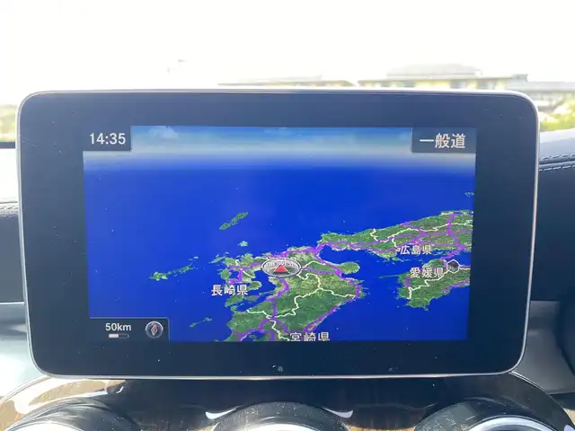 メルセデス・ベンツ ＧＬＣ２５０ 4マチックエディション1 福岡県 2016(平28)年 6.3万km 白 禁煙車/メーカーオプション純正ナビ/CD/DVD/フルセグTV/Bluetooth/Burmesterオーディオ/全方位カメラ/バックカメラ/ブラインドスポットモニター/ヘッドアップディスプレイ/ビルトインETC/衝突被害軽減システム/クリアランスソナー/横滑り防止装置/レーンキープアシスト/レーダークルーズコントロール/アイドリングストップ/LEDヘッドライト/オートライト/レザーシート/全席シートヒーター/前席パワーシート/前席シートメモリ/パドルシフト/サンルーフ/パワーバックドア/スマートキー/ディーラーオプション純正フロアマット(Designo)/純正20インチアルミホイール