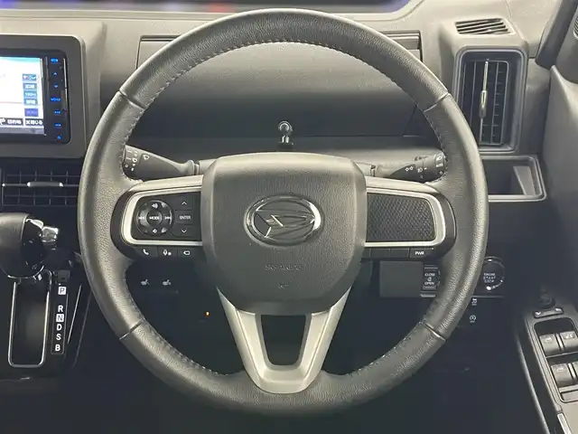 ダイハツ タント カスタム RS 愛知県 2023(令5)年 1.9万km シャイニングホワイトパール 社外ナビ　全方位カメラ　両パワ　禁煙車　スマートアシスト３　フルセグＴＶ　純正アルミホイール　ＬＥＤオートライト　前後ドラレコ　ＥＴＣ　衝突軽減　純正フロアマット　ハーフレザー　シートヒーター　ＤＶＤ