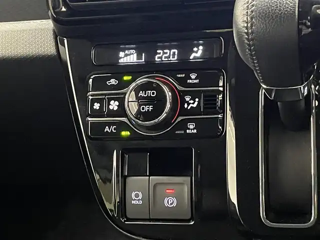 ダイハツ タント カスタム RS 愛知県 2023(令5)年 1.9万km シャイニングホワイトパール 社外ナビ　全方位カメラ　両パワ　禁煙車　スマートアシスト３　フルセグＴＶ　純正アルミホイール　ＬＥＤオートライト　前後ドラレコ　ＥＴＣ　衝突軽減　純正フロアマット　ハーフレザー　シートヒーター　ＤＶＤ