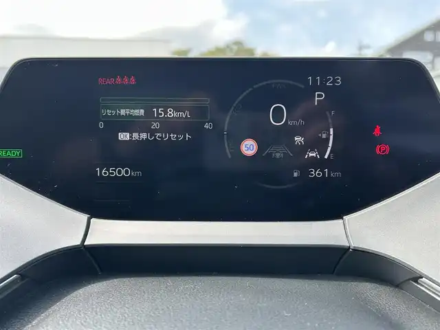 トヨタ プリウス Z 東京都 2023(令5)年 1.7万km プラチナホワイトパールマイカ ワンオーナー/純正フルセグTVナビ/（USB/Bluetooth/type-c）/純正19インチアルミホイール/純正フロアマット/モデリスタサイドスカートエアロ/ガラスルーフ/アラウンドビューモニター/追従式クルーズコントロール/クリアランスソナー/レーンキープアシスト/ビルトインETC2.0/バックカメラ/電動リアゲート/パワーシート/シートヒーター/エアシート/ワイヤレスチャージャー/オートLEDライト/オートマチックハイビーム/横滑り防止装置/衝突被害軽減システム/スマートキー/スペアキー１本/保証書