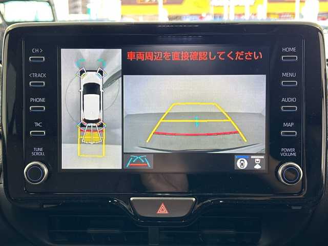 トヨタ ヤリスクロス ハイブリッド Z アドベンチャー 愛知県 2023(令5)年 1.6万km ブラックマイカ/プラチナホワイトパールマイカ 純正ディスプレイオーディオ/ナビ・テレビキット/パノラミックビューモニター/ミラー型ドラレコ/パワーバックドア/前席シートヒーター/ステアリングヒーター/ビルトインETC/パワーシート/電動パーキングブレーキ/レーダークルーズコントロール/プリクラッシュセーフティ/内装ブラウンハーフレザーシート/ブラインドスポットモニター/クリアランスソナー